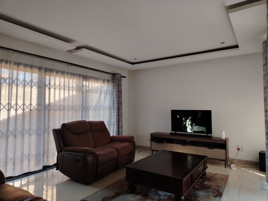 3 Bedroom Property for Sale in Denneoord Gauteng