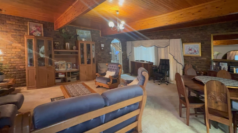 To Let 3 Bedroom Property for Rent in Eloffsdal Gauteng