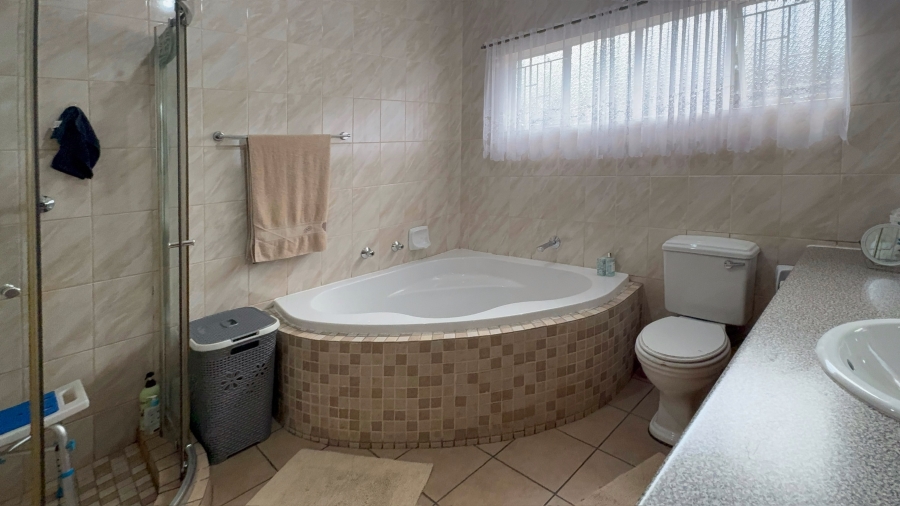 To Let 3 Bedroom Property for Rent in Eloffsdal Gauteng