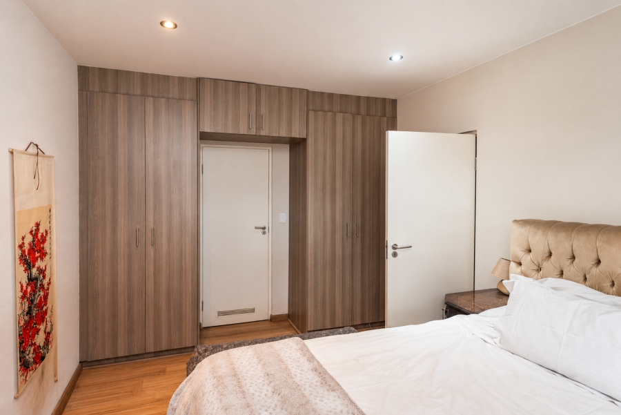 1 Bedroom Property for Sale in Morningside Gauteng