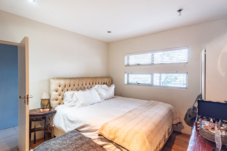 1 Bedroom Property for Sale in Morningside Gauteng
