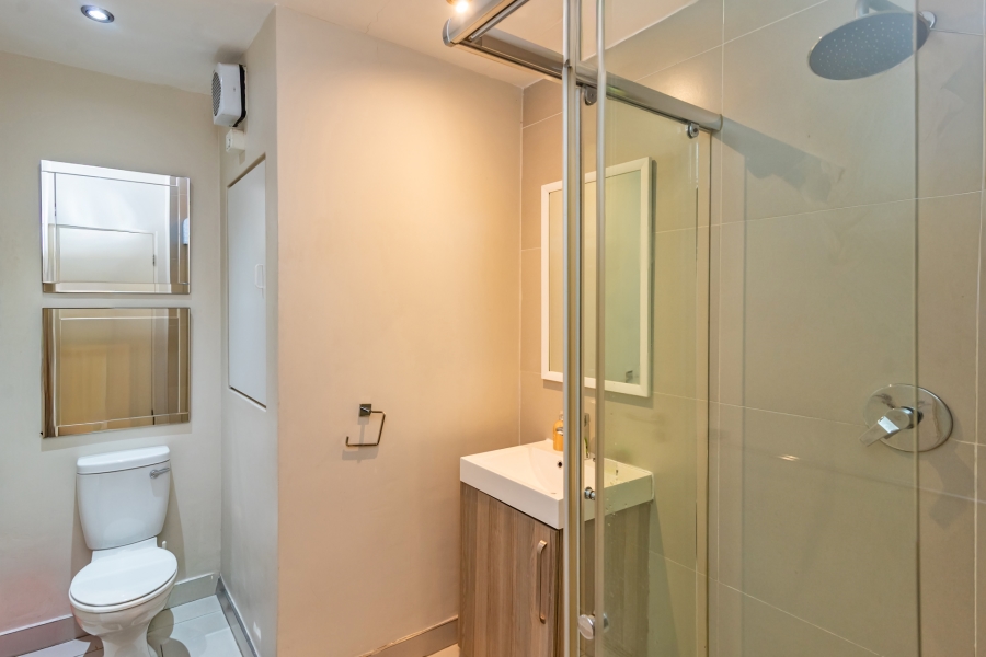 1 Bedroom Property for Sale in Morningside Gauteng