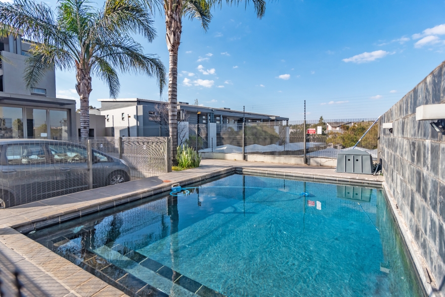 1 Bedroom Property for Sale in Morningside Gauteng