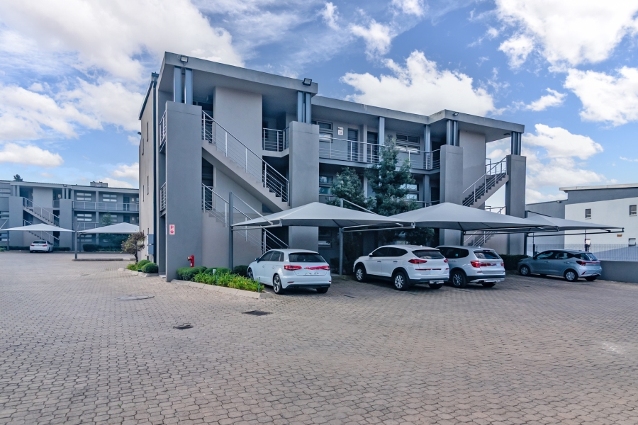 1 Bedroom Property for Sale in Morningside Gauteng