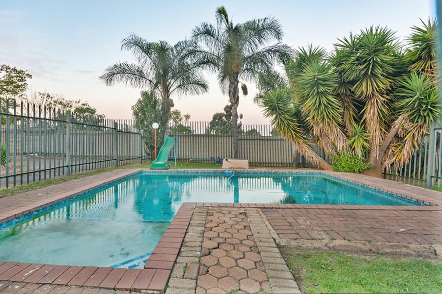 3 Bedroom Property for Sale in Groblerpark Gauteng