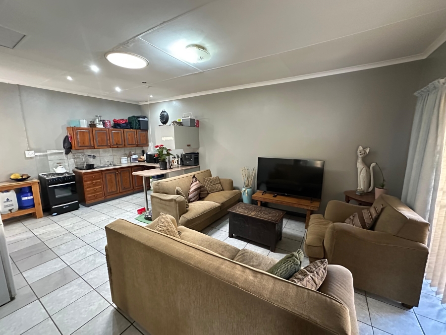 To Let 1 Bedroom Property for Rent in Waverley Gauteng
