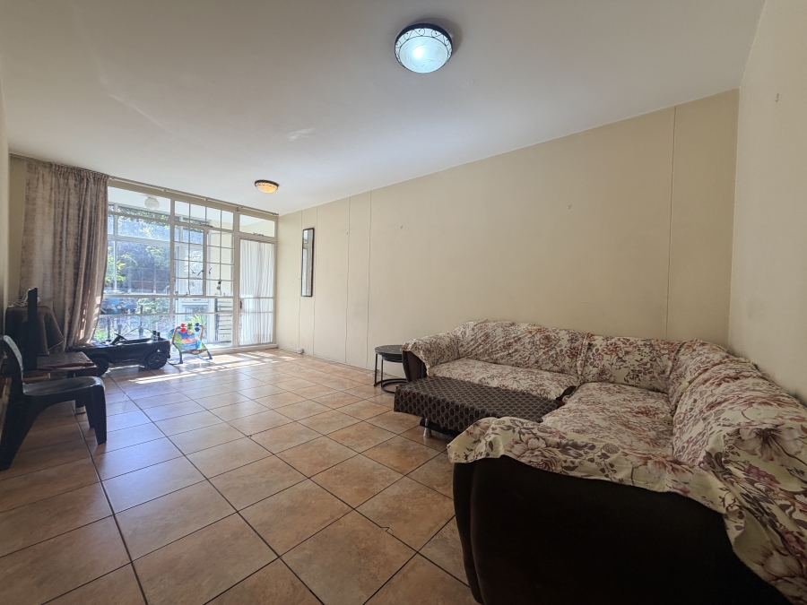 2 Bedroom Property for Sale in Morehill Gauteng