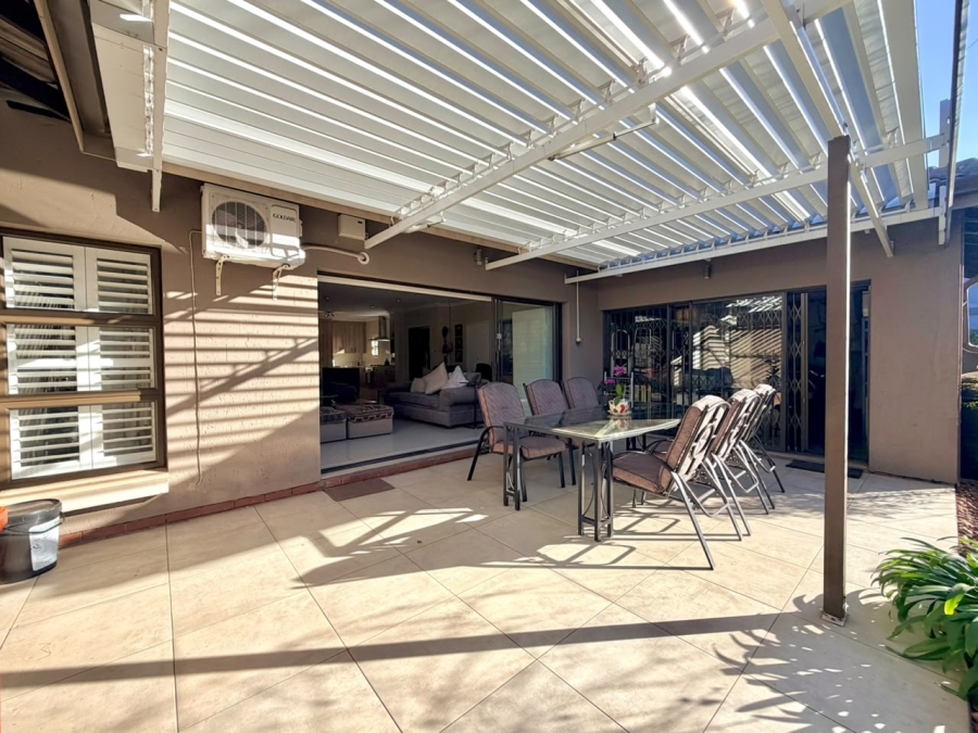 3 Bedroom Property for Sale in Brentwood Gauteng