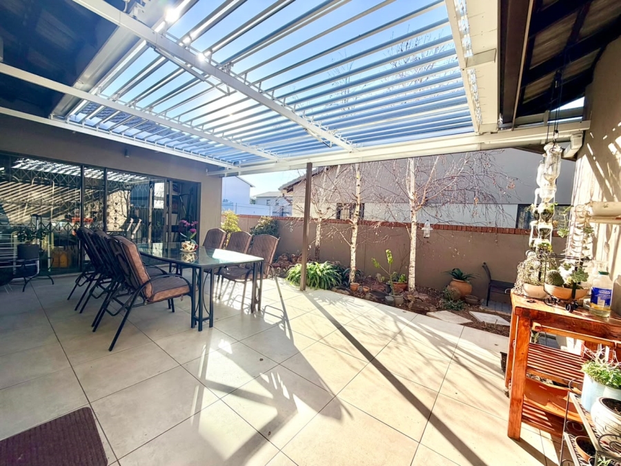 3 Bedroom Property for Sale in Brentwood Gauteng
