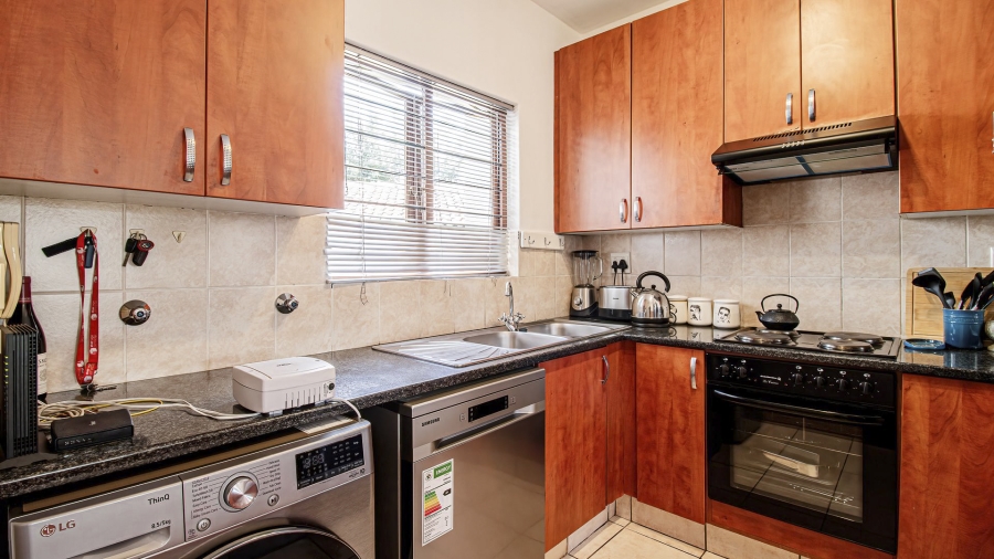 2 Bedroom Property for Sale in Paulshof Gauteng