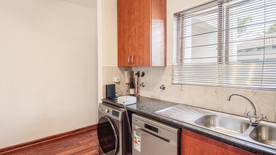 2 Bedroom Property for Sale in Paulshof Gauteng