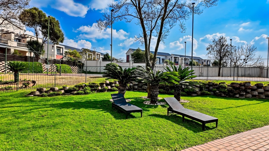2 Bedroom Property for Sale in Paulshof Gauteng