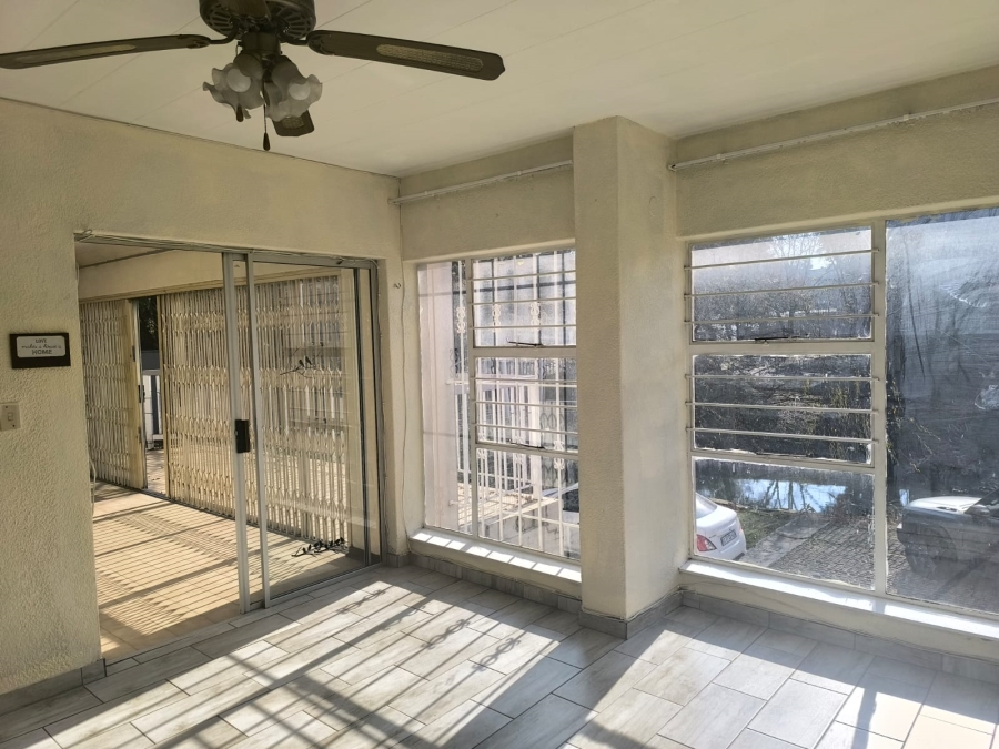 3 Bedroom Property for Sale in South Crest Gauteng