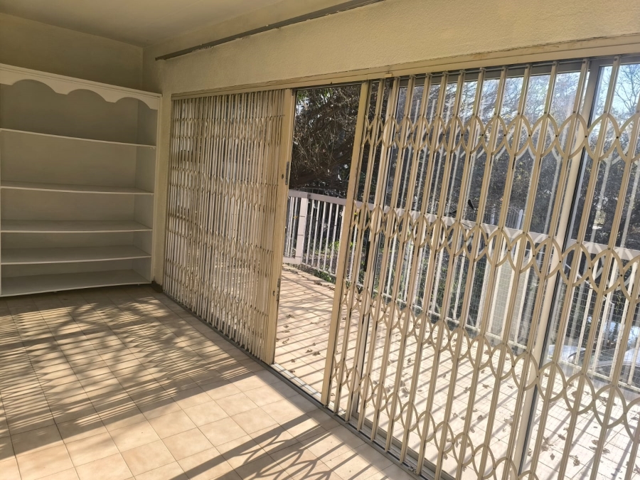 3 Bedroom Property for Sale in South Crest Gauteng