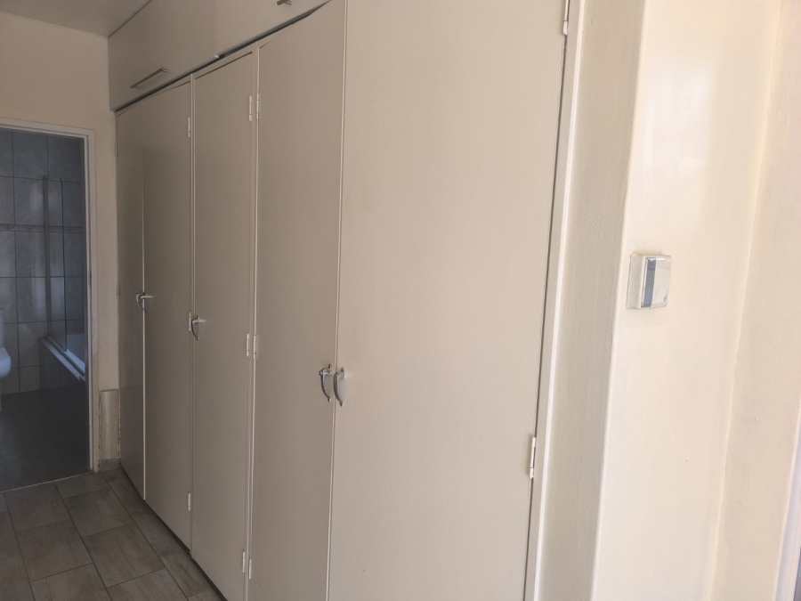 3 Bedroom Property for Sale in South Crest Gauteng