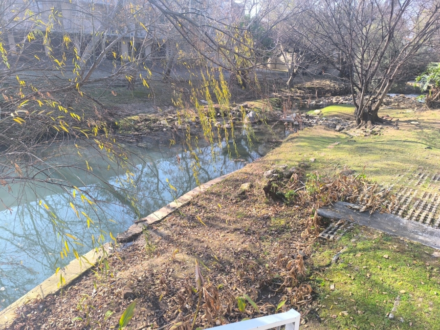 3 Bedroom Property for Sale in South Crest Gauteng