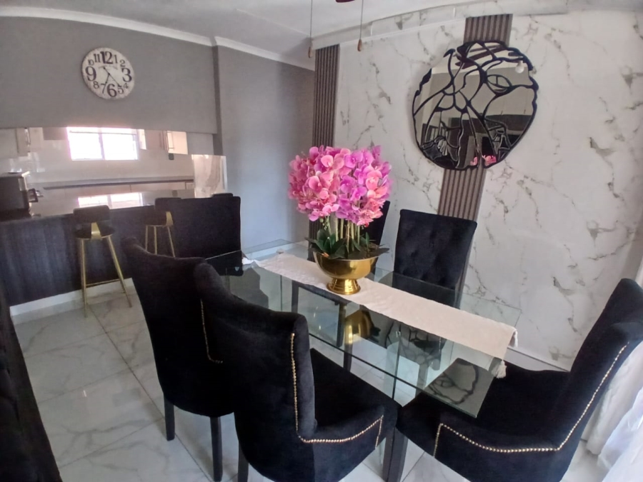 4 Bedroom Property for Sale in Meyerspark Gauteng
