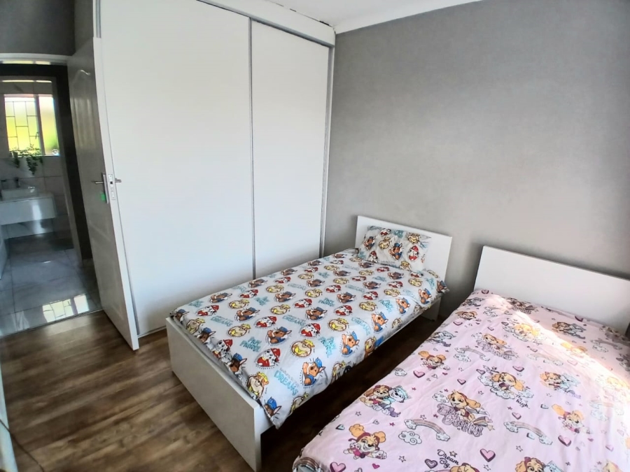 4 Bedroom Property for Sale in Meyerspark Gauteng