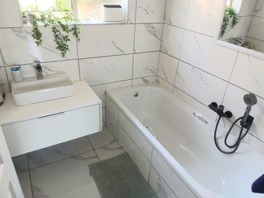4 Bedroom Property for Sale in Meyerspark Gauteng