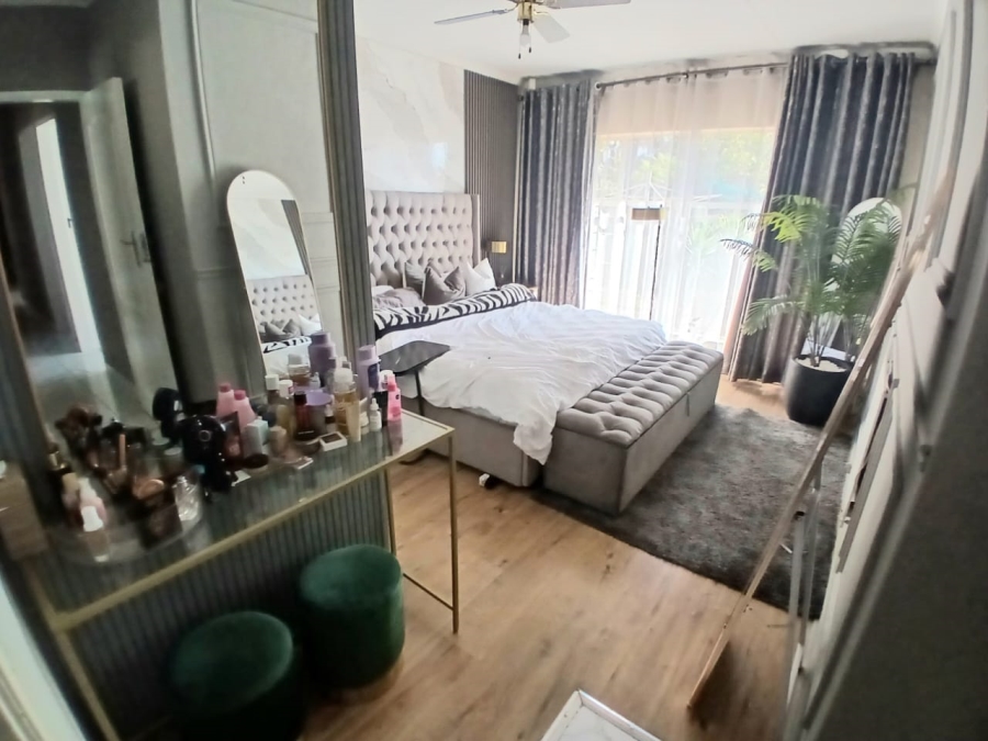 4 Bedroom Property for Sale in Meyerspark Gauteng