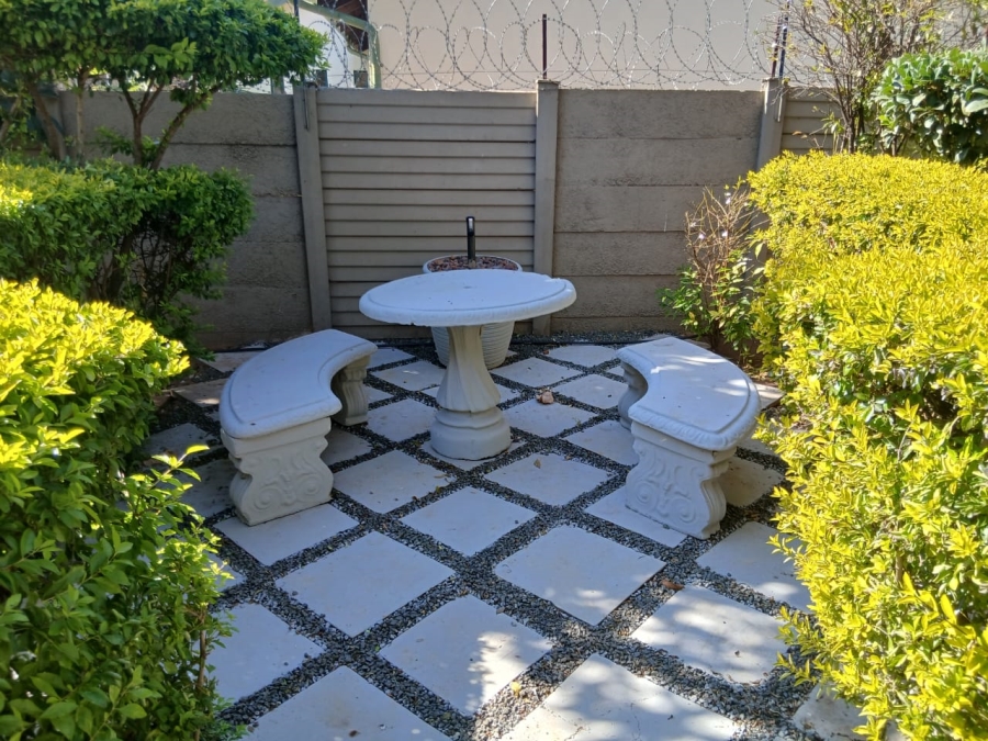 4 Bedroom Property for Sale in Meyerspark Gauteng