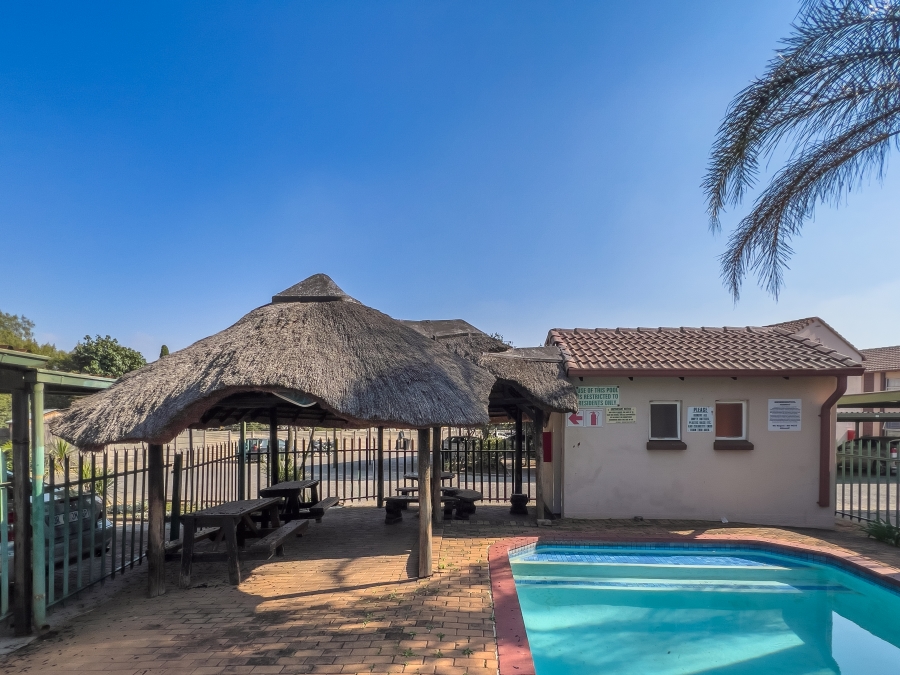 2 Bedroom Property for Sale in Norkem Park Gauteng