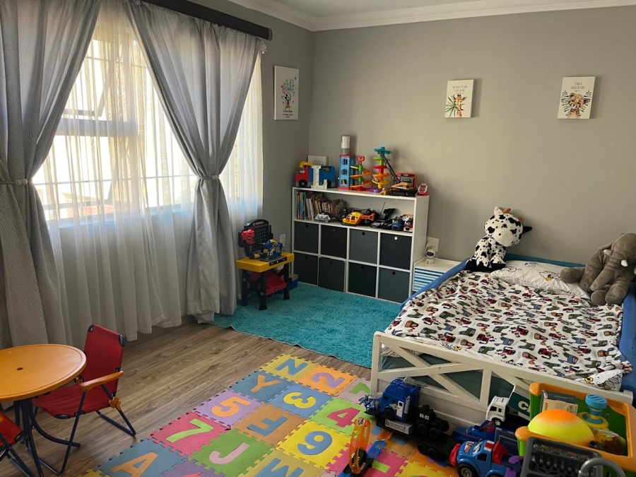 3 Bedroom Property for Sale in New Redruth Gauteng