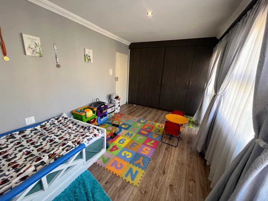 3 Bedroom Property for Sale in New Redruth Gauteng
