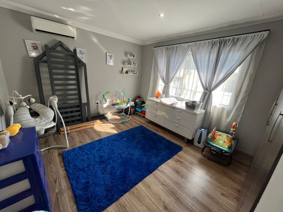 3 Bedroom Property for Sale in New Redruth Gauteng
