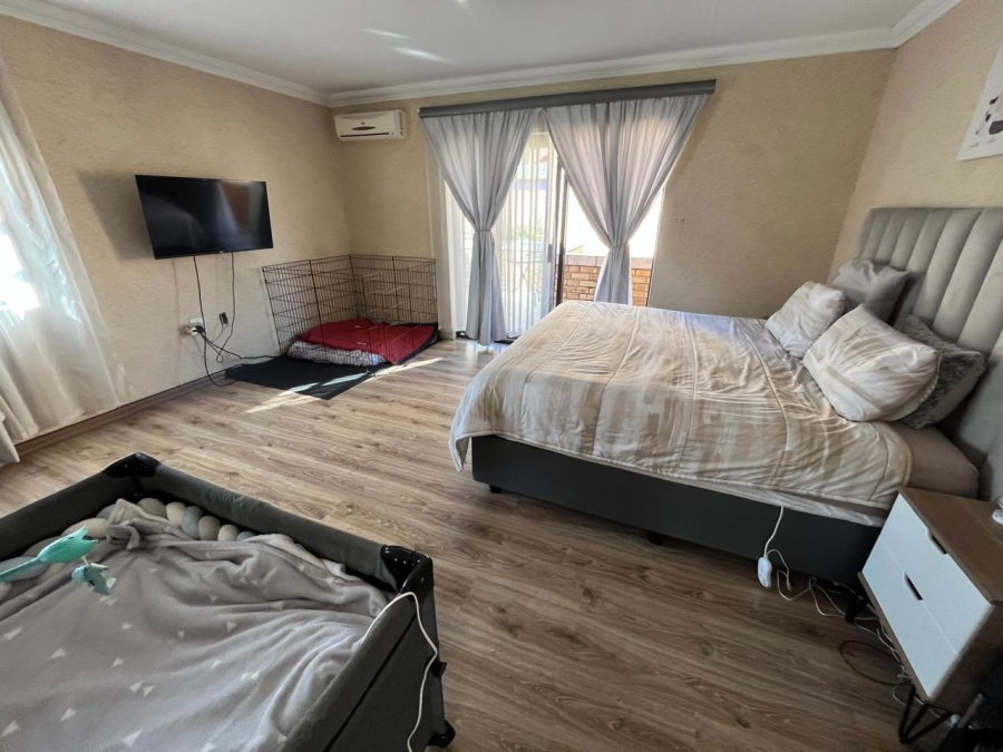 3 Bedroom Property for Sale in New Redruth Gauteng