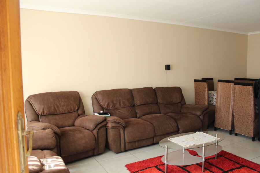 3 Bedroom Property for Sale in New Redruth Gauteng