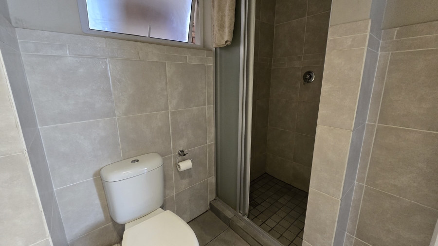 2 Bedroom Property for Sale in Norton Small Farms Gauteng