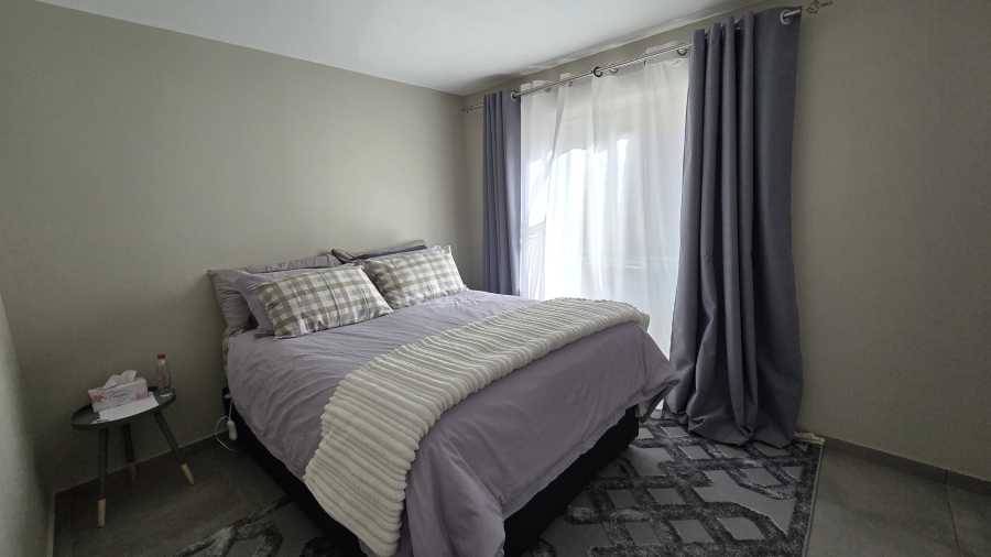 2 Bedroom Property for Sale in Norton Small Farms Gauteng