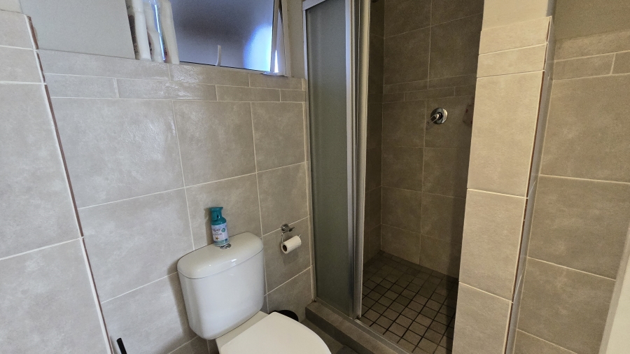2 Bedroom Property for Sale in Norton Small Farms Gauteng