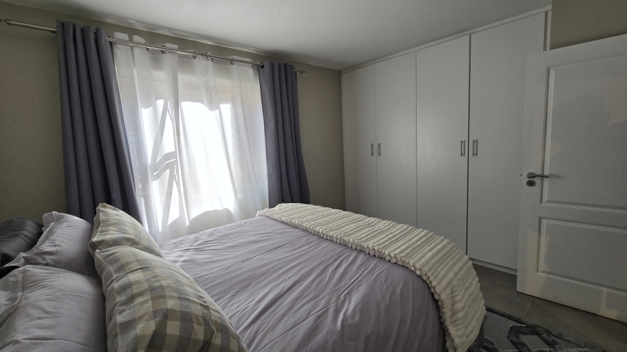 2 Bedroom Property for Sale in Norton Small Farms Gauteng