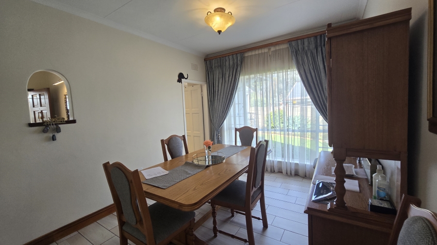3 Bedroom Property for Sale in Brackendowns Gauteng