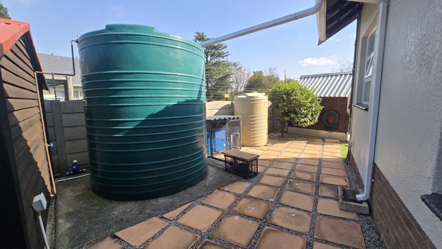 3 Bedroom Property for Sale in Brackendowns Gauteng