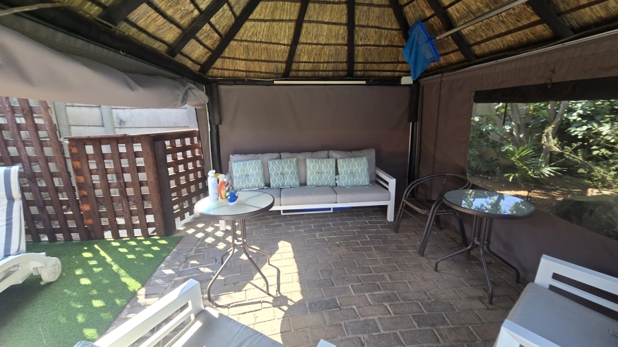 3 Bedroom Property for Sale in Brackendowns Gauteng