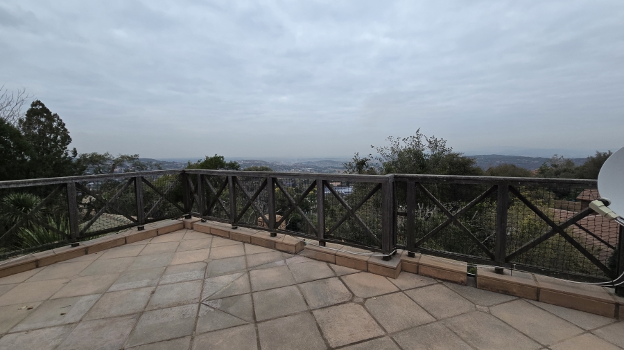 4 Bedroom Property for Sale in Glenvista Gauteng
