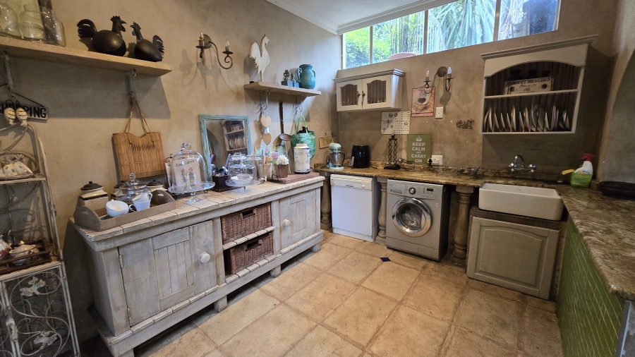 4 Bedroom Property for Sale in Glenvista Gauteng