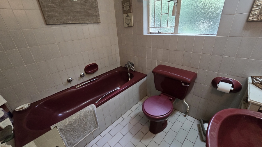 4 Bedroom Property for Sale in Glenvista Gauteng