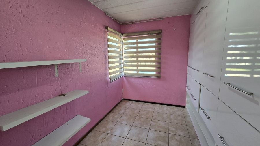 2 Bedroom Property for Sale in Glenvista Gauteng