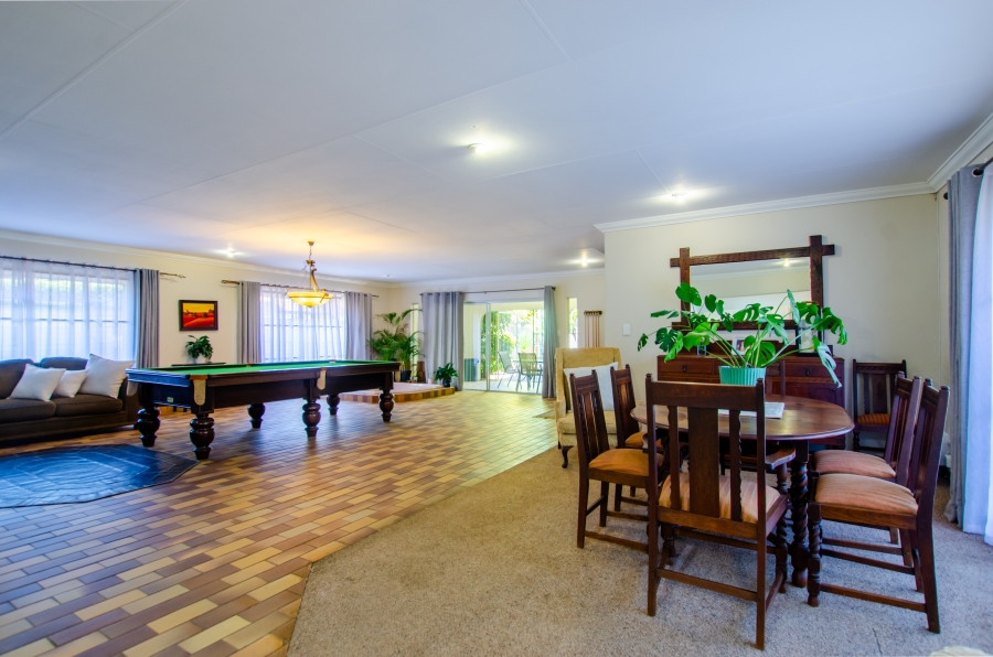 6 Bedroom Property for Sale in Wingate Park Gauteng