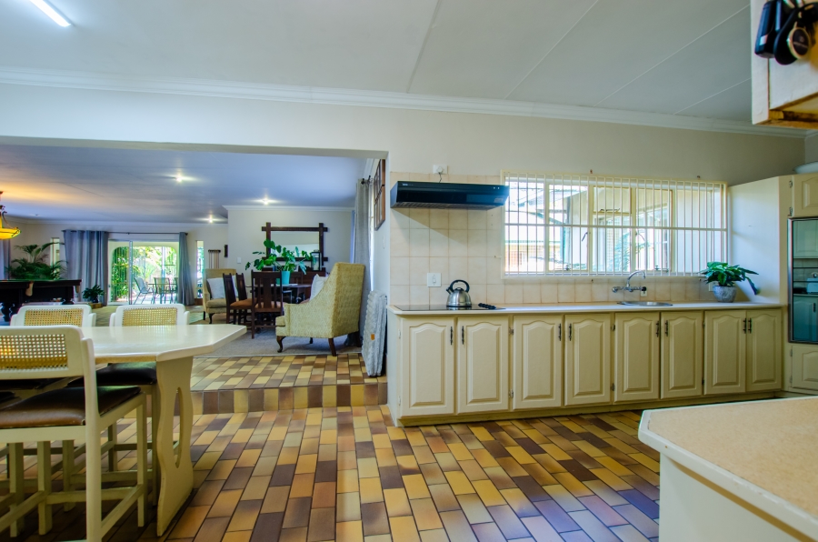 6 Bedroom Property for Sale in Wingate Park Gauteng