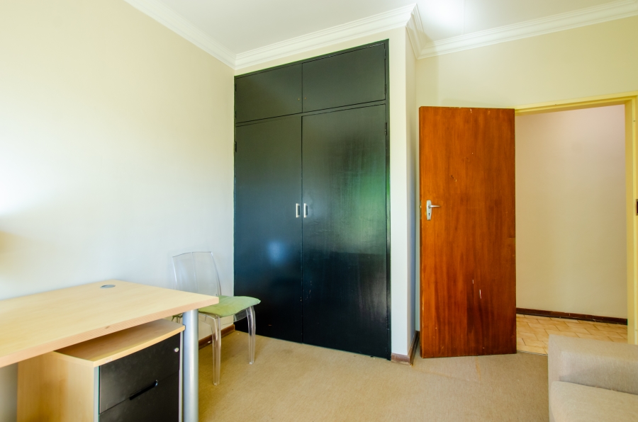 6 Bedroom Property for Sale in Wingate Park Gauteng