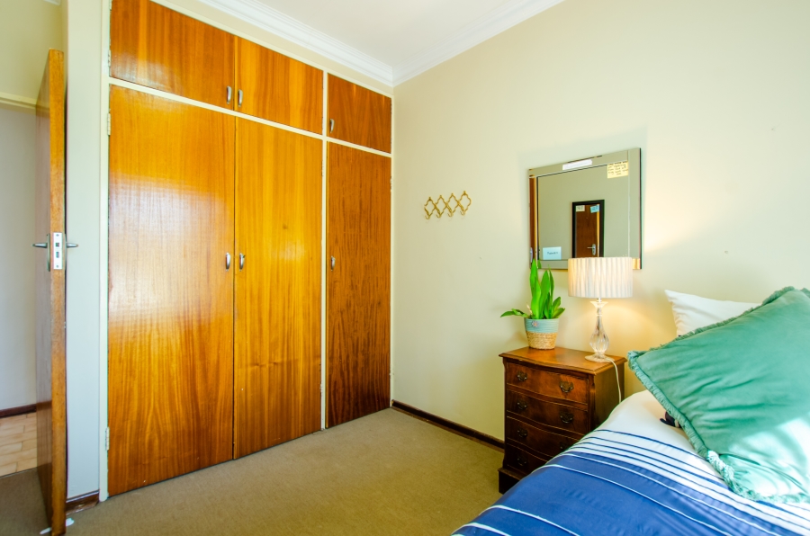 6 Bedroom Property for Sale in Wingate Park Gauteng