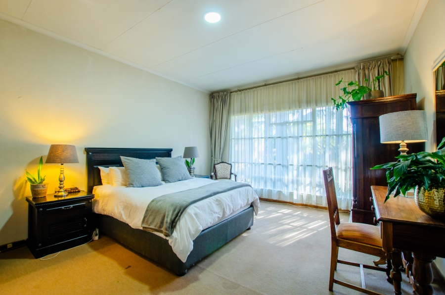 6 Bedroom Property for Sale in Wingate Park Gauteng