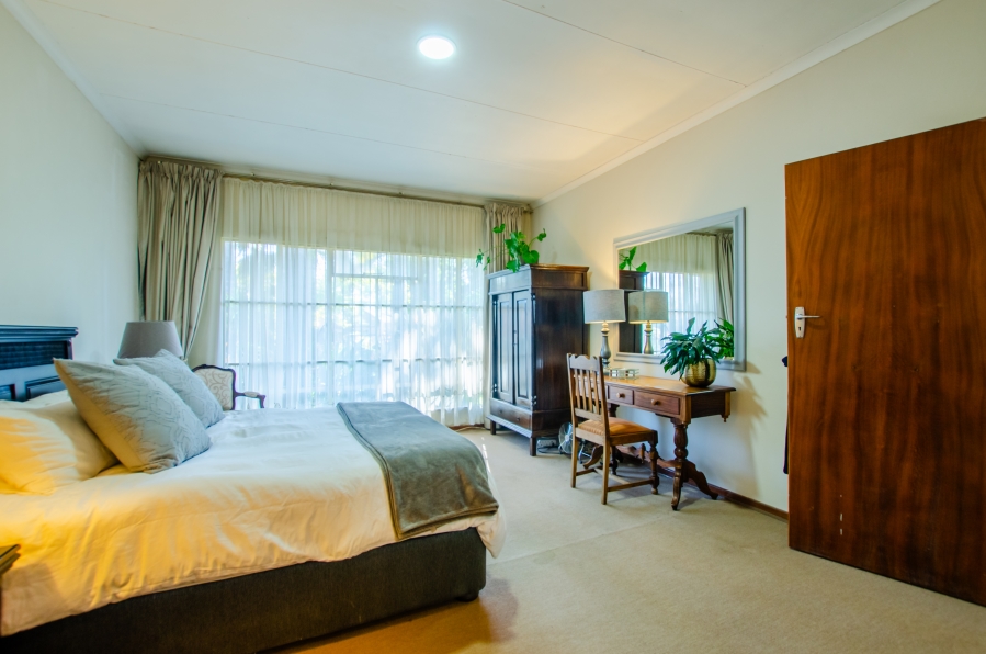 6 Bedroom Property for Sale in Wingate Park Gauteng