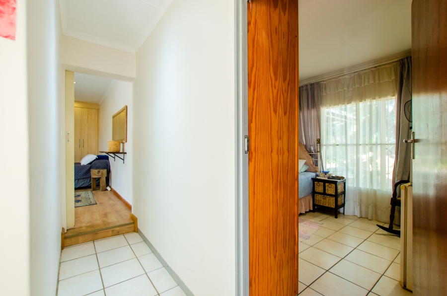 6 Bedroom Property for Sale in Wingate Park Gauteng