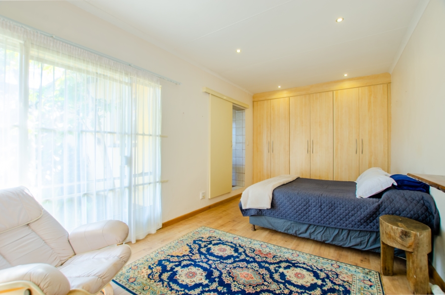 6 Bedroom Property for Sale in Wingate Park Gauteng